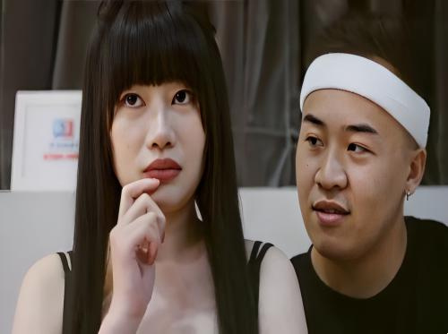 빌어먹을 아름다운 누드 모델